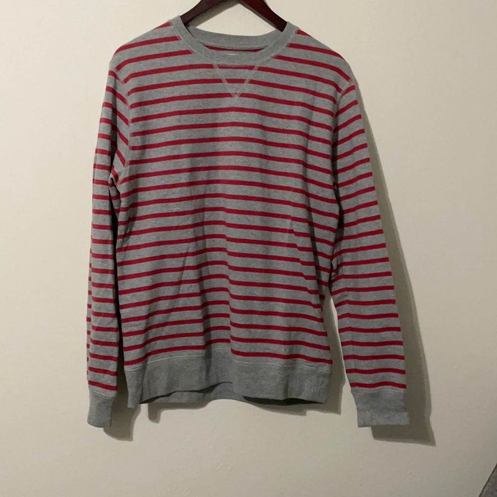 Men’s crew neck sweater